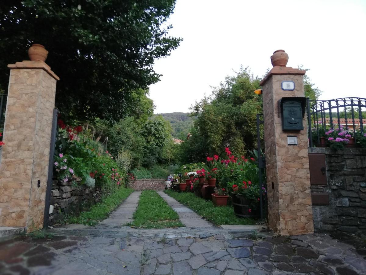 Agrifoglio B&B Con Giardino Aritzo Extérieur photo